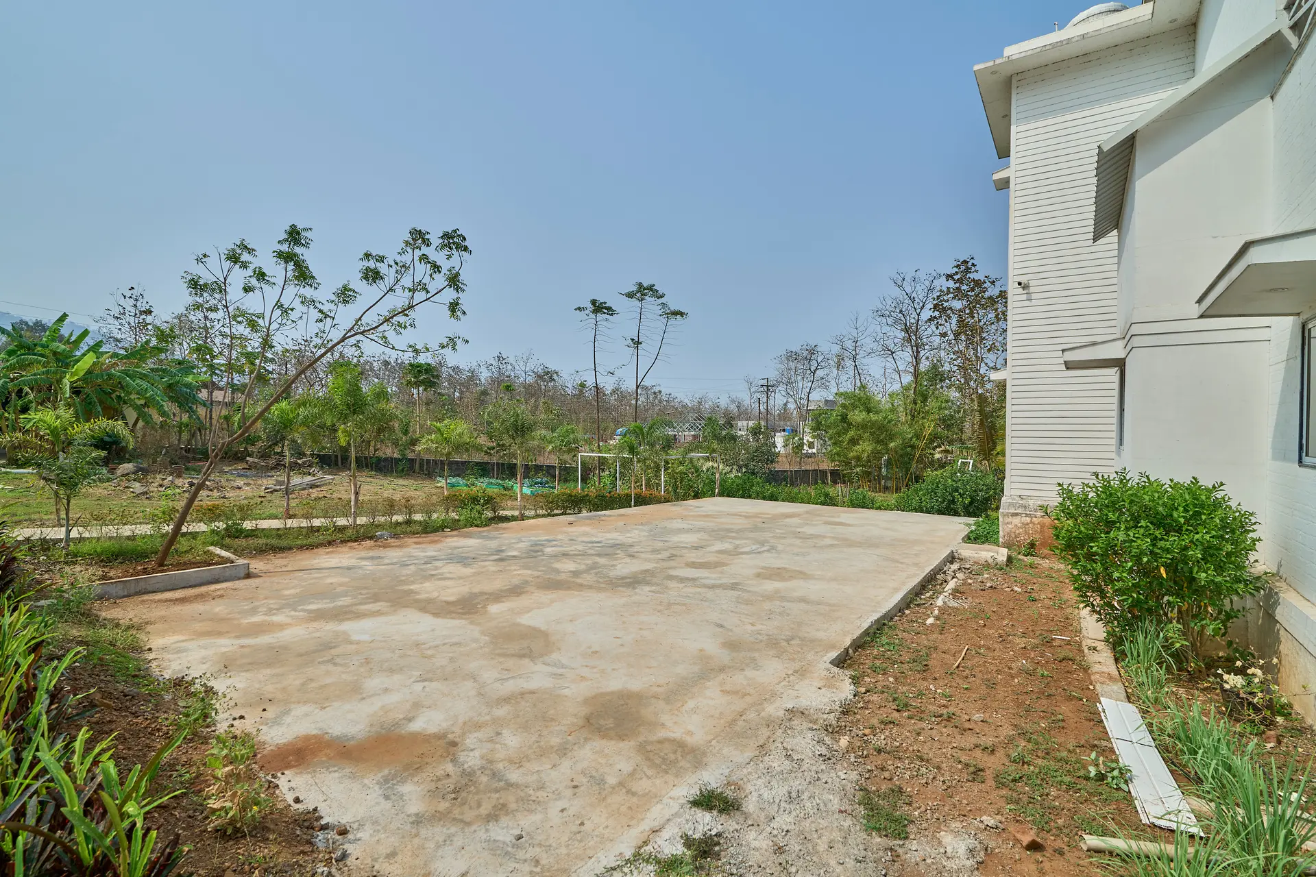 Image 21 of the property