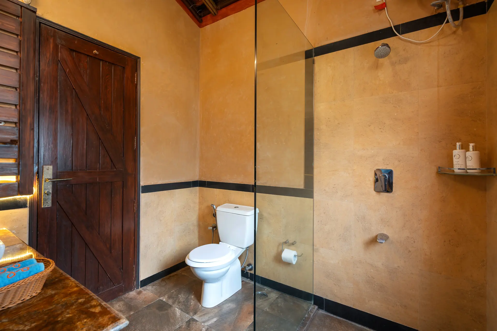 Image 38 of the property