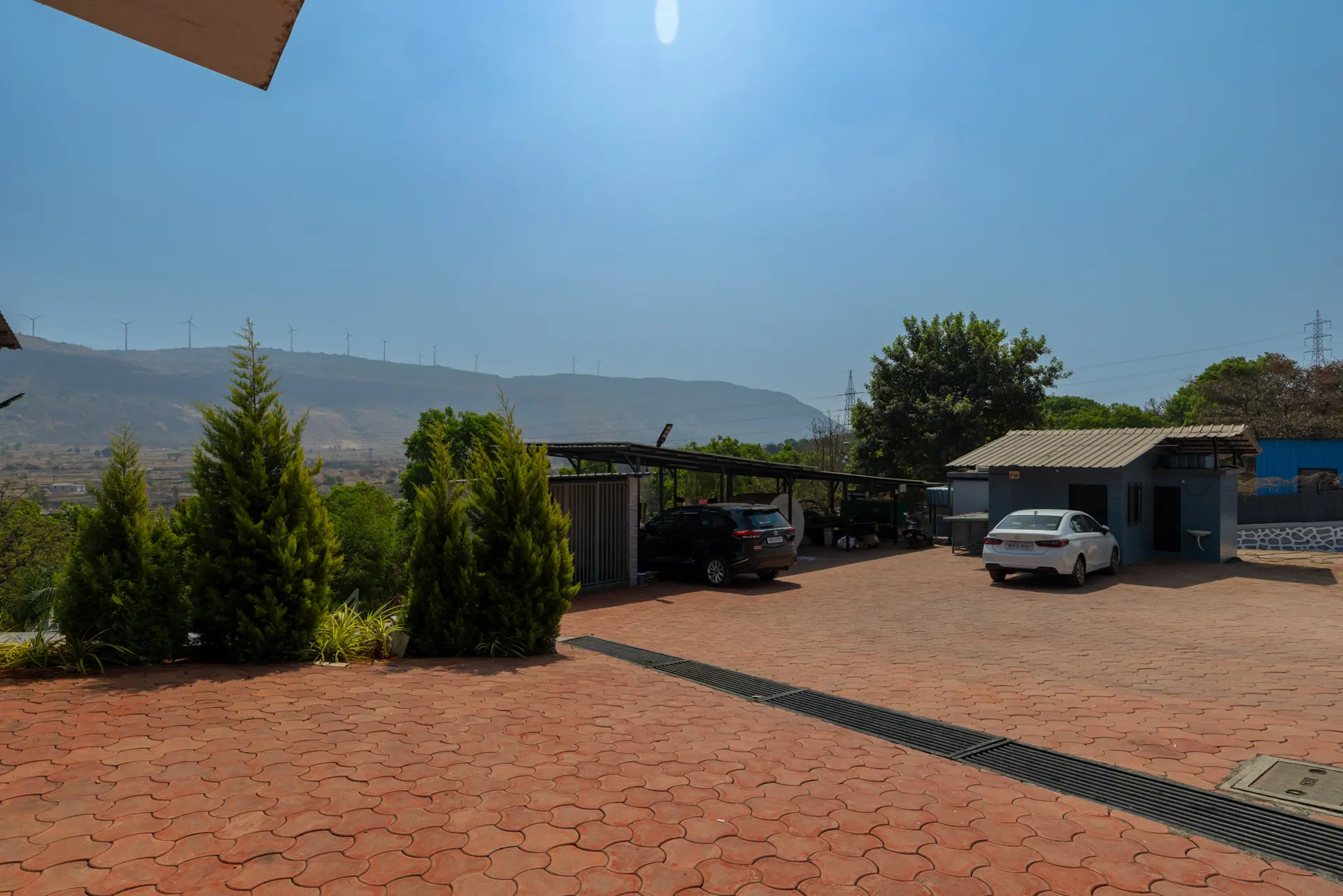 Image 37 of the property