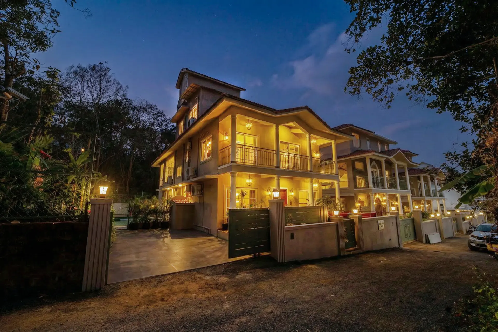 Image 21 of the property