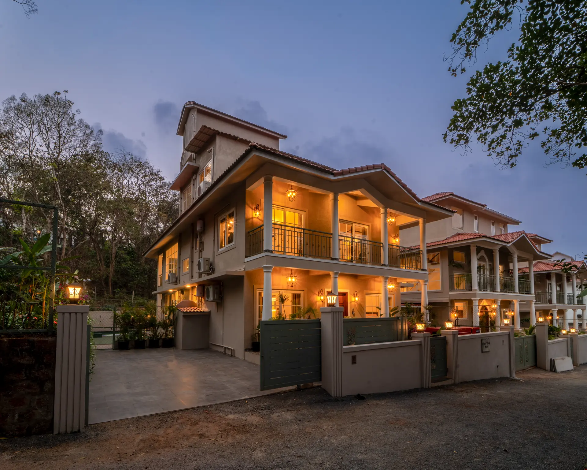 Image 16 of the property