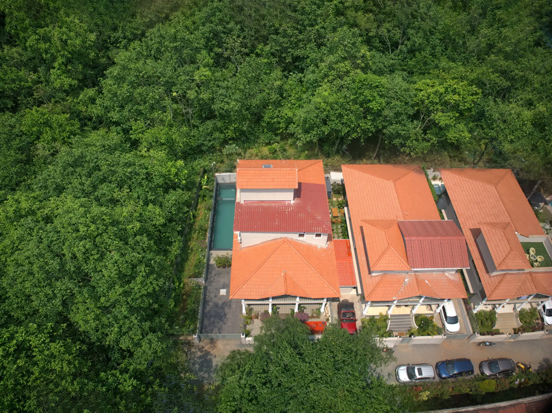 Image 48 of the property