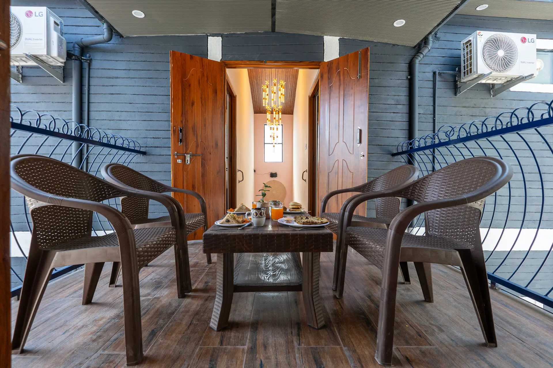 Image 26 of the property