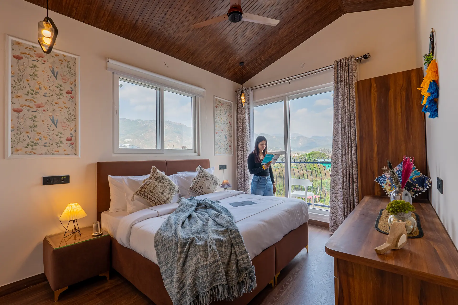 Image 24 of the property