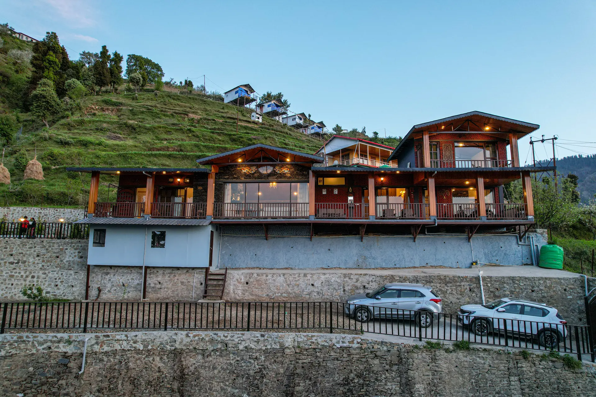 Image 15 of the property