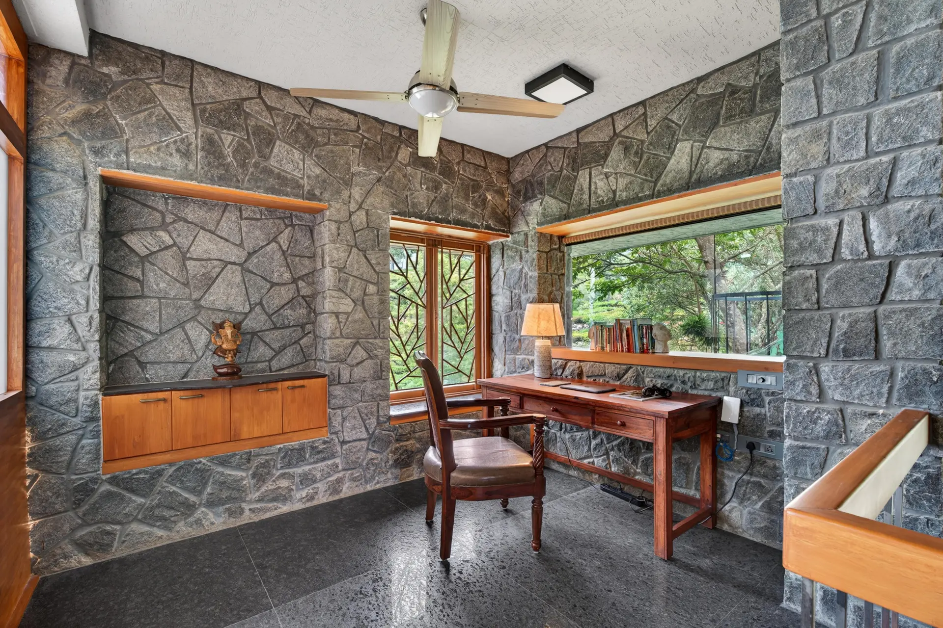 Image 22 of the property