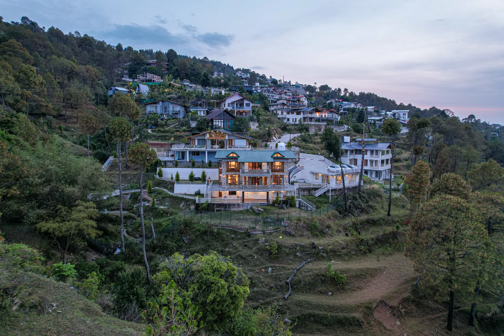 Image 28 of the property