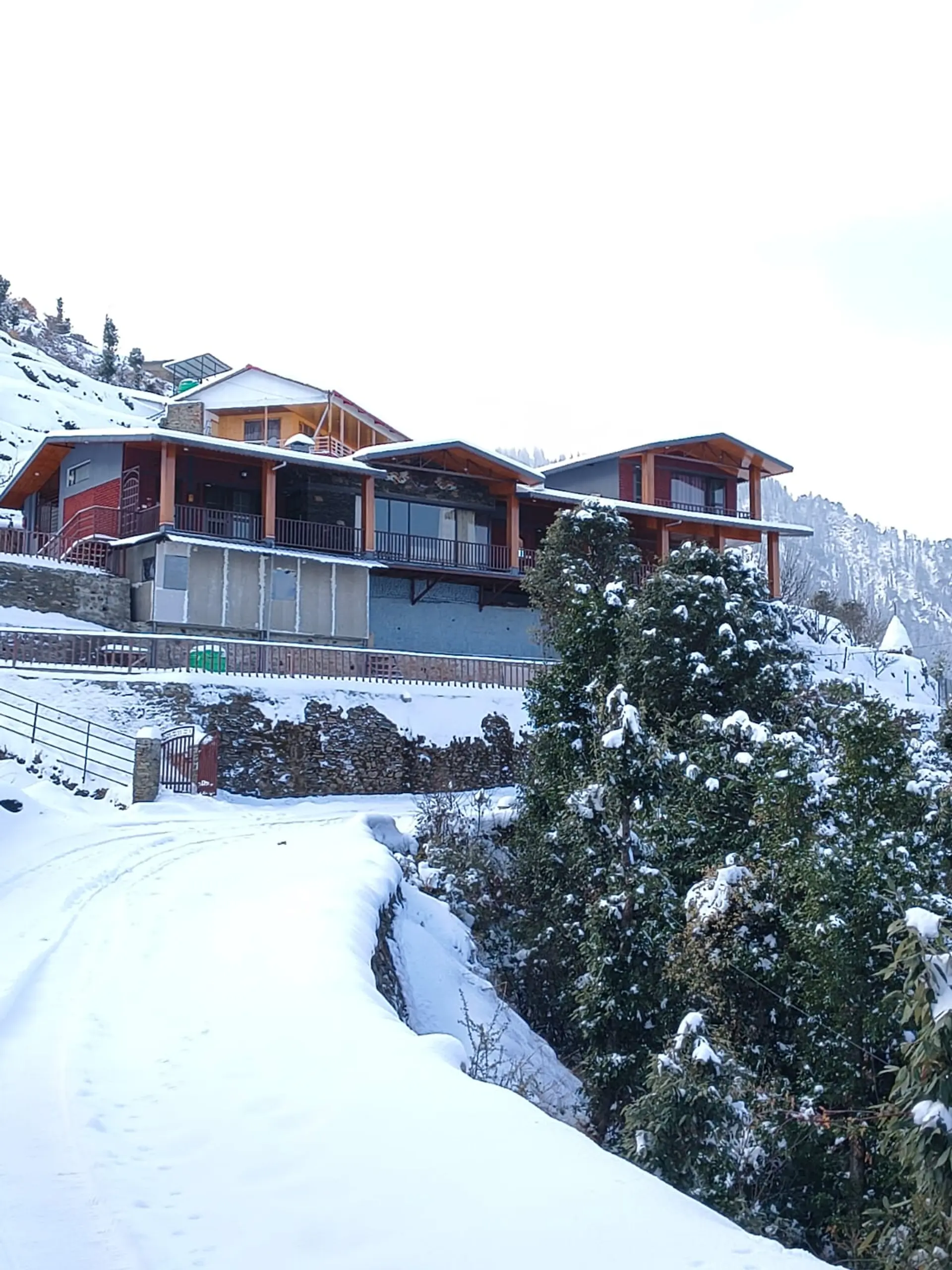 Image 5 of the property