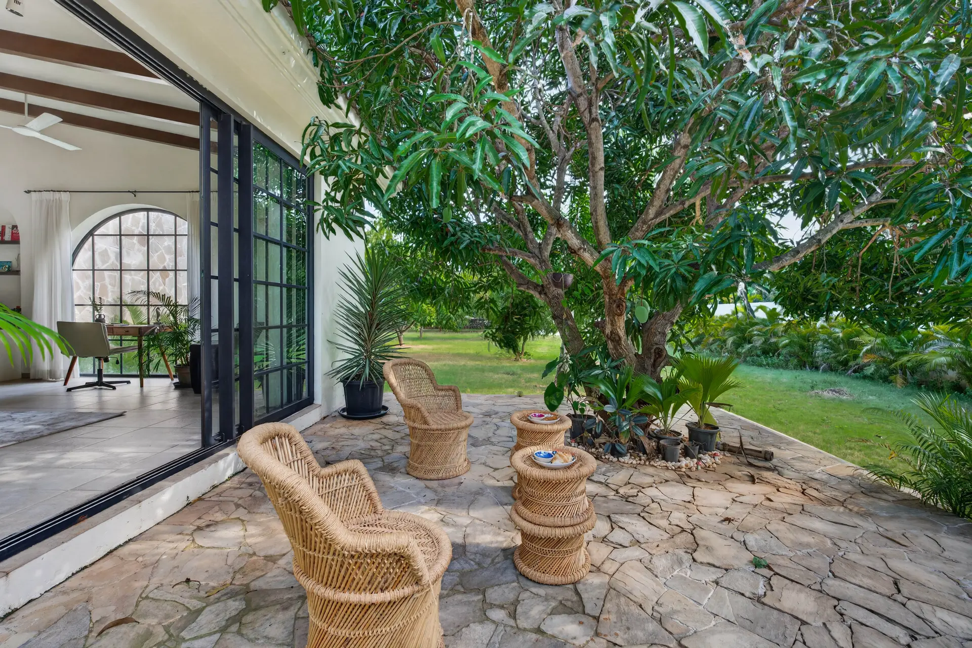 Image 16 of the property