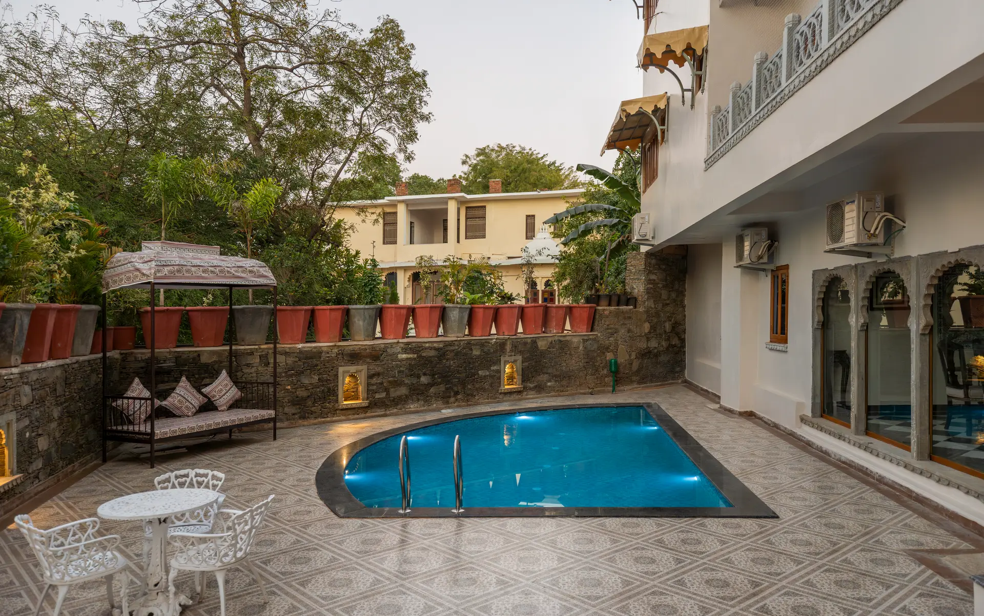 Image 12 of the property
