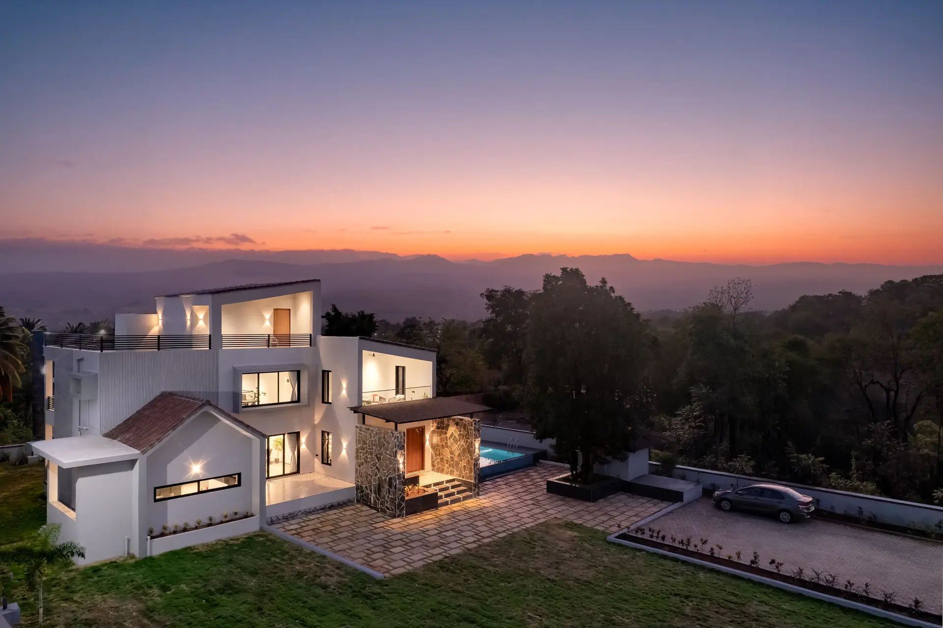 Whispering Hills Estate