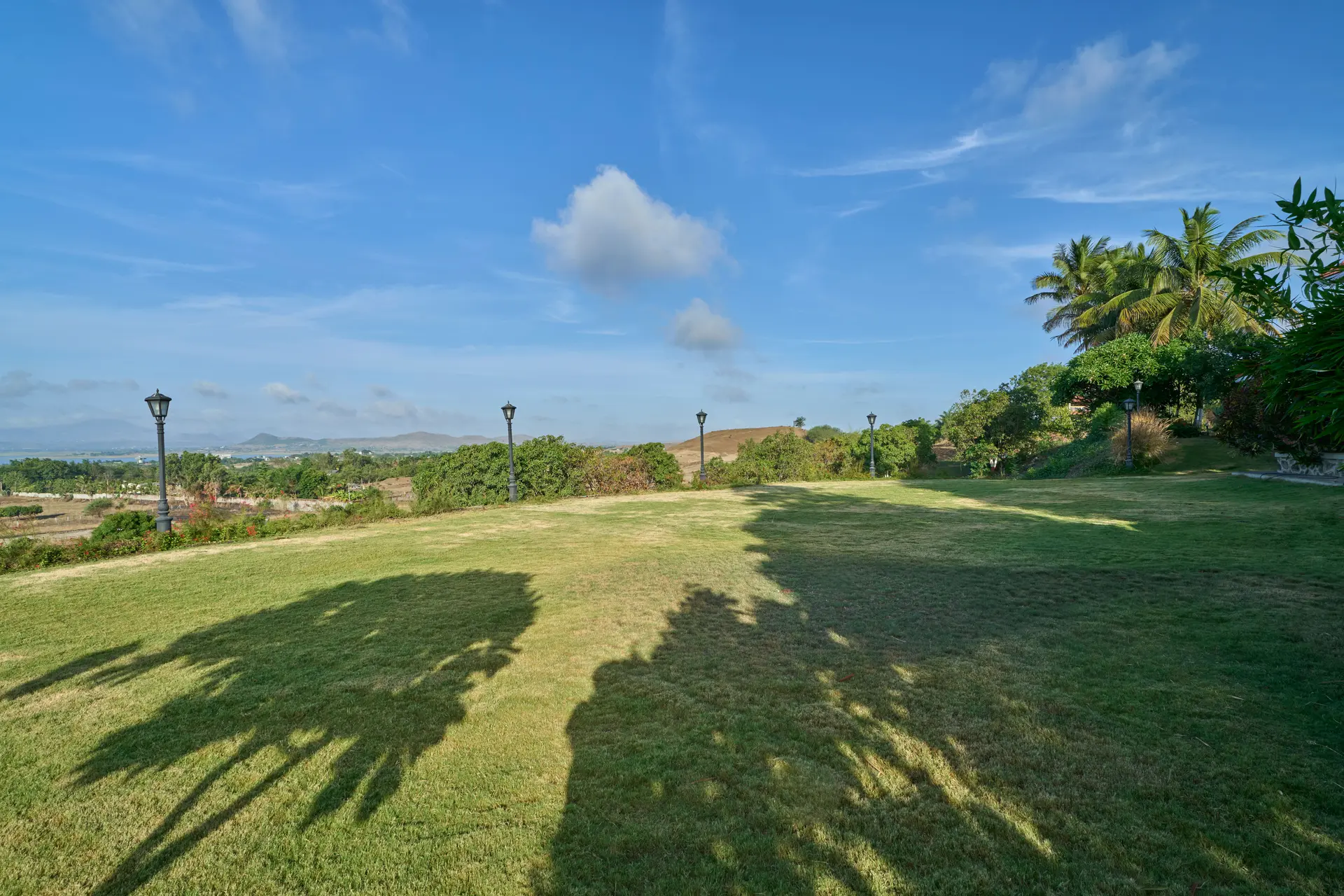 Image 53 of the property