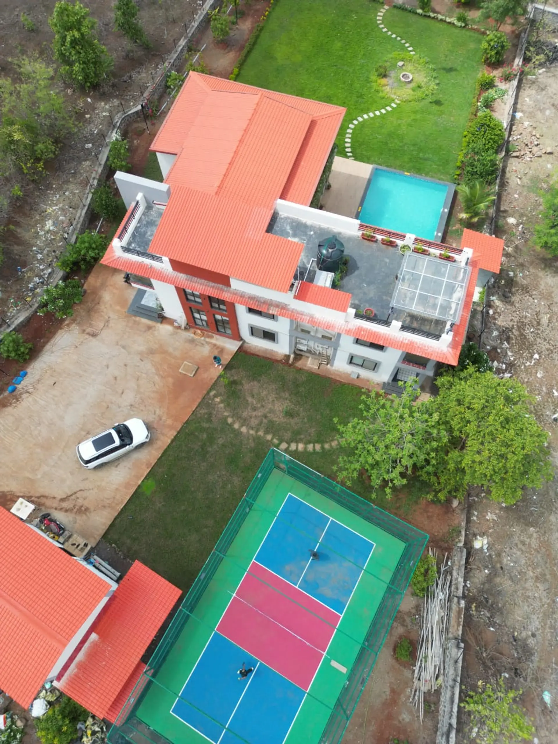 Image 11 of the property