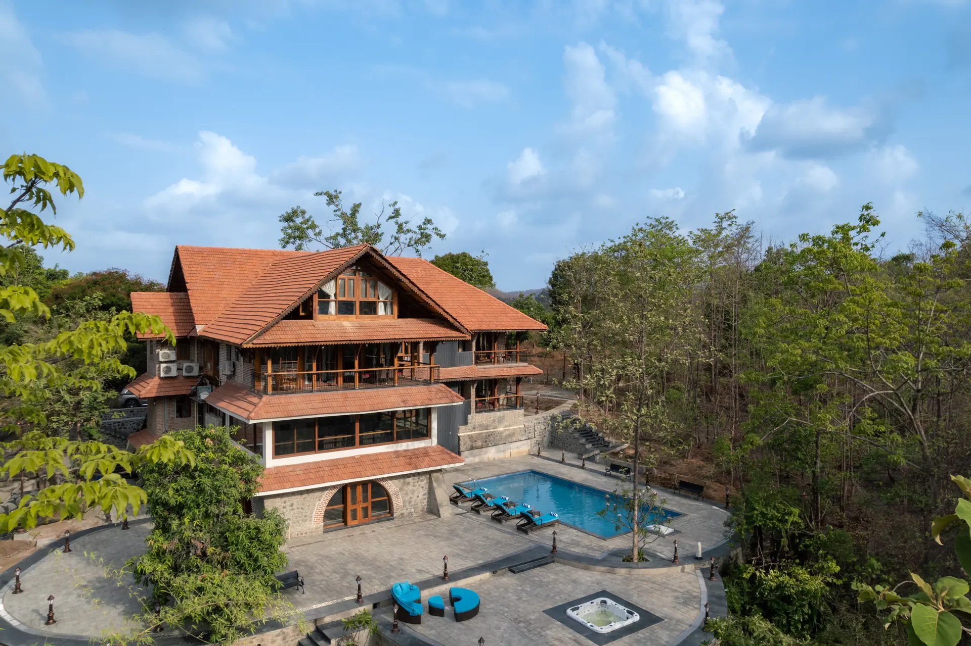 Image 13 of the property