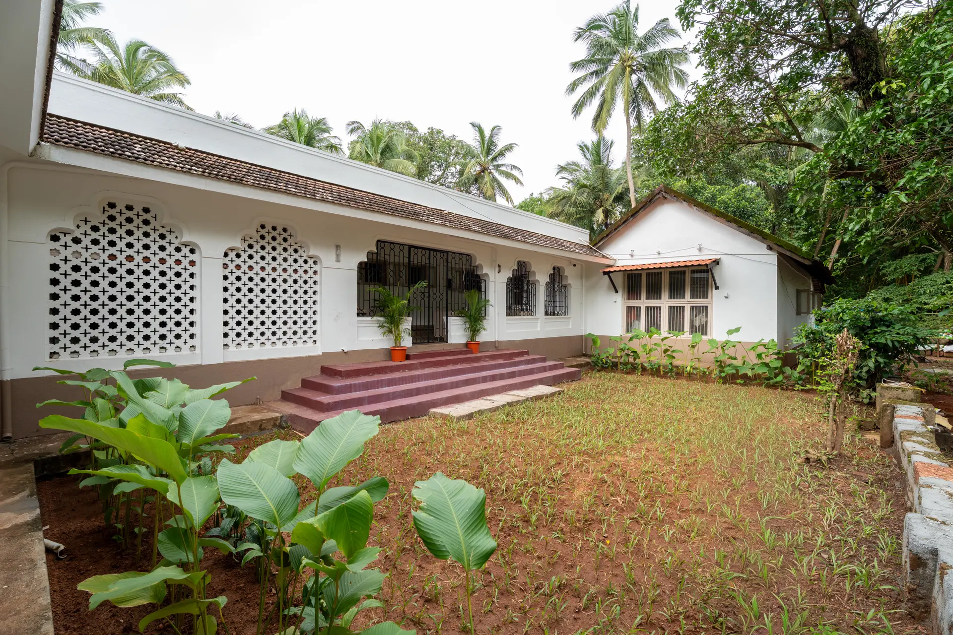 Image 34 of the property
