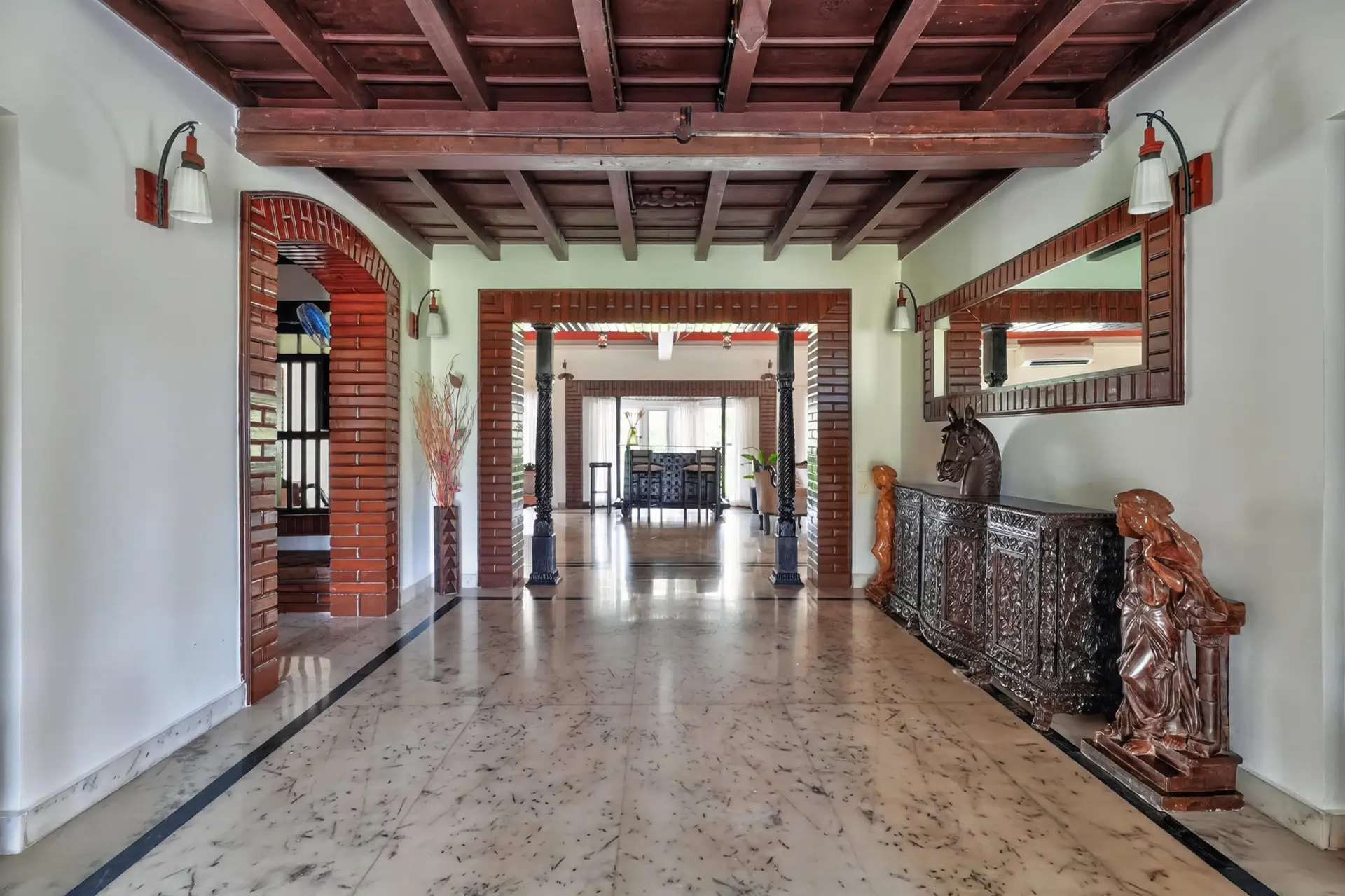 Image 7 of the property