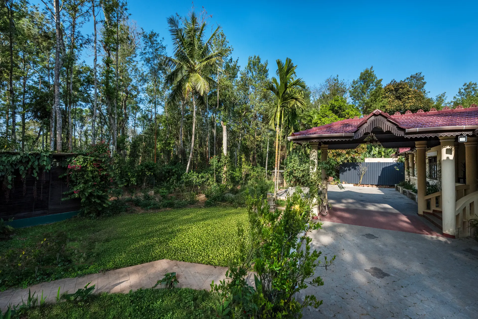 Image 6 of the property