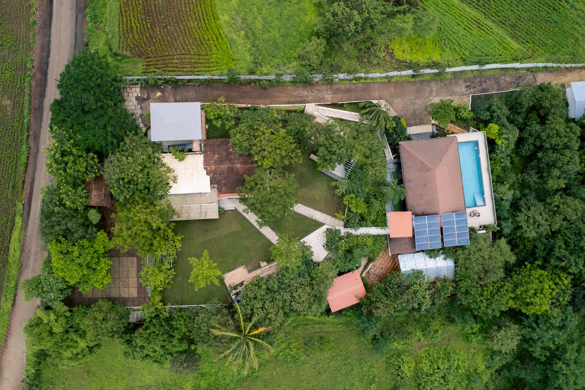 Image 49 of the property