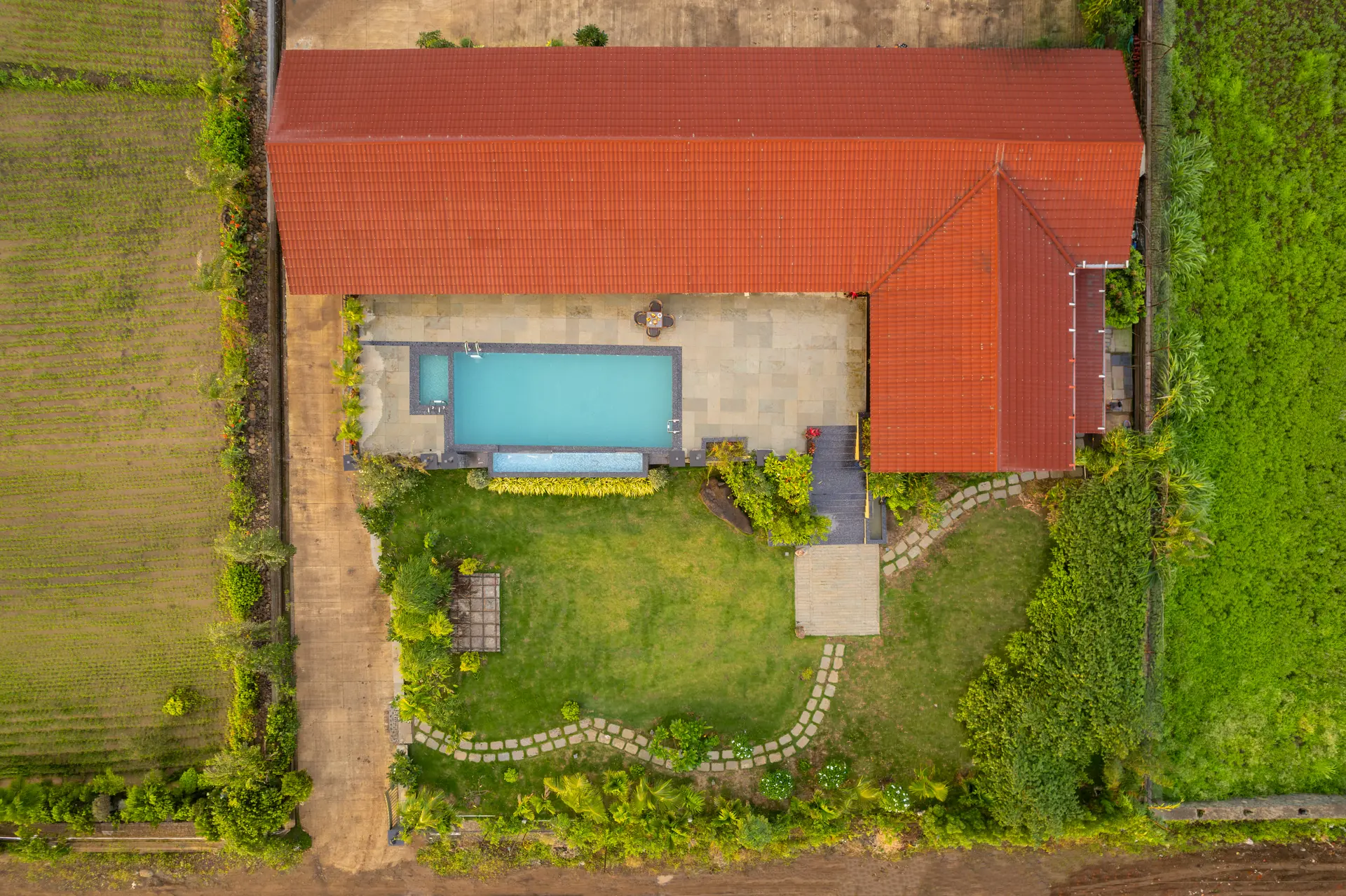 Image 41 of the property
