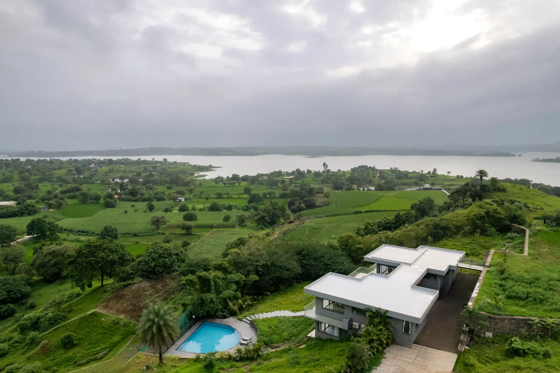 SilverGlass Lakeview