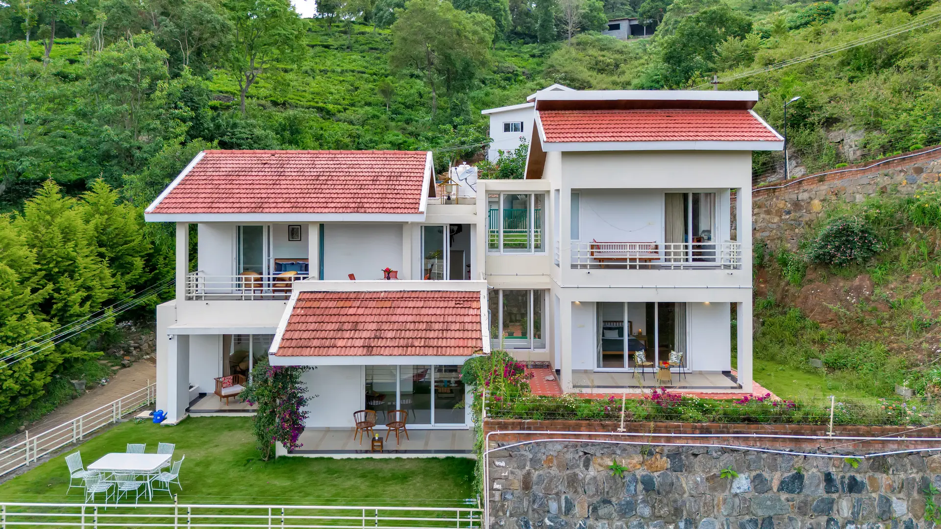 Image 9 of the property