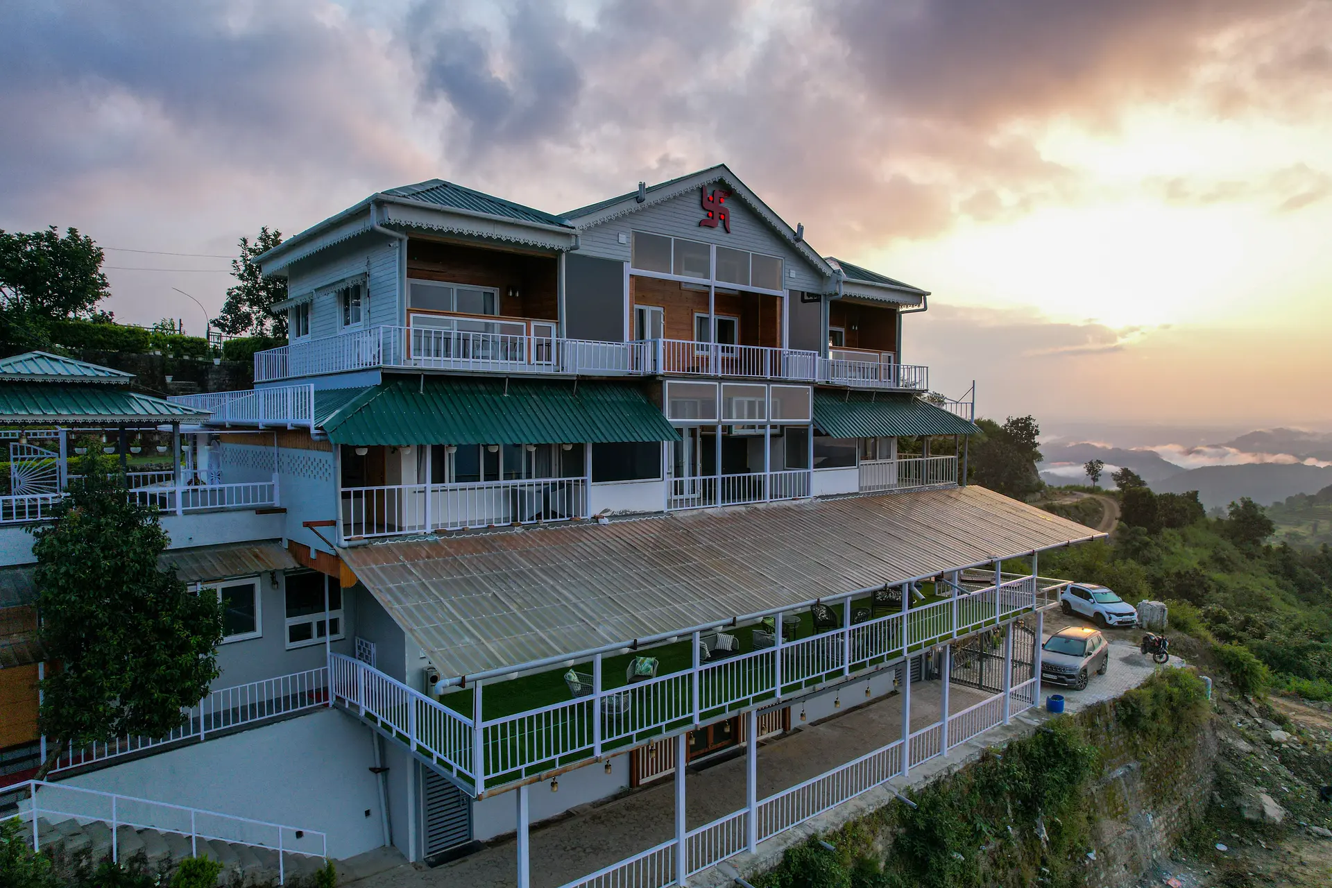 Image 13 of the property