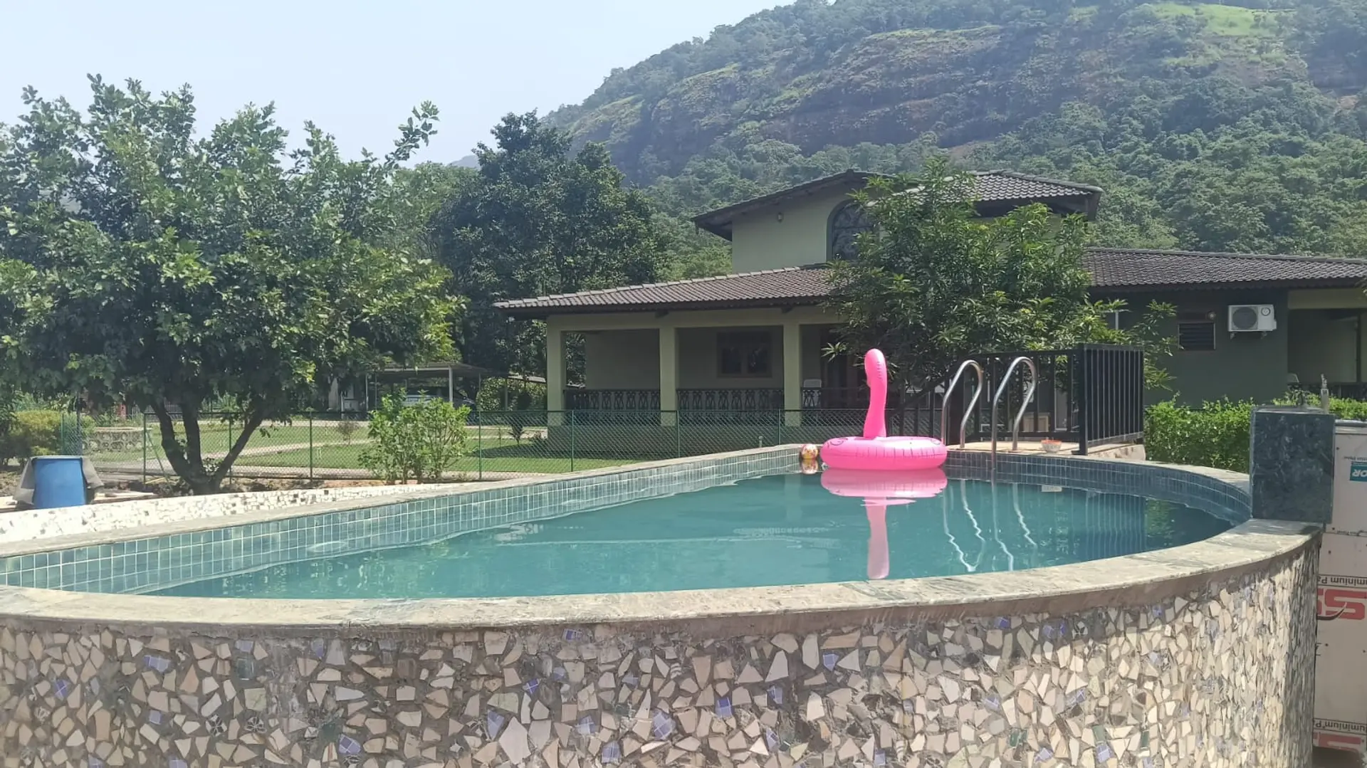 Image 3 of the property