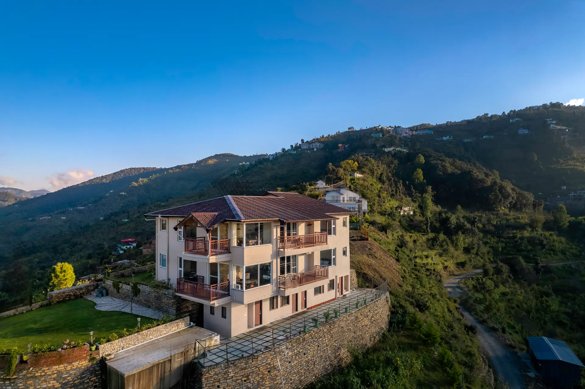 Ridgeview Manor