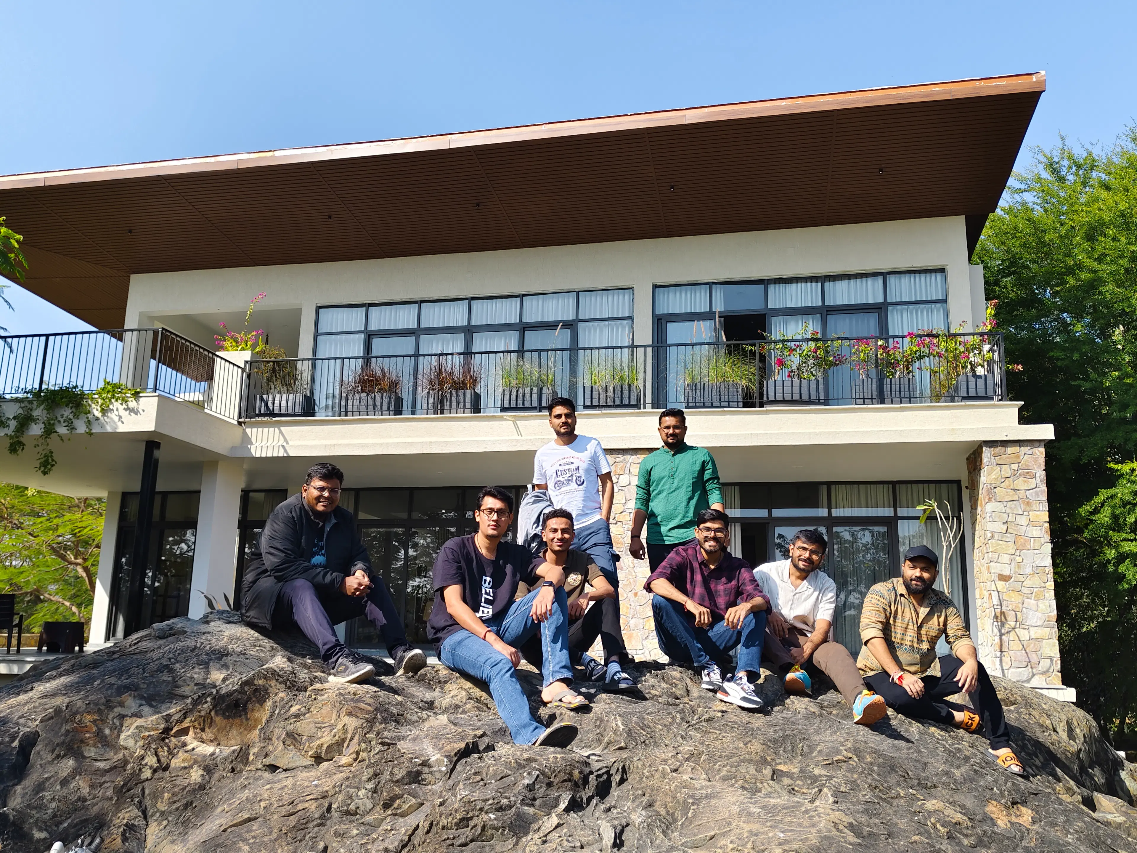  Shah Bhaumik