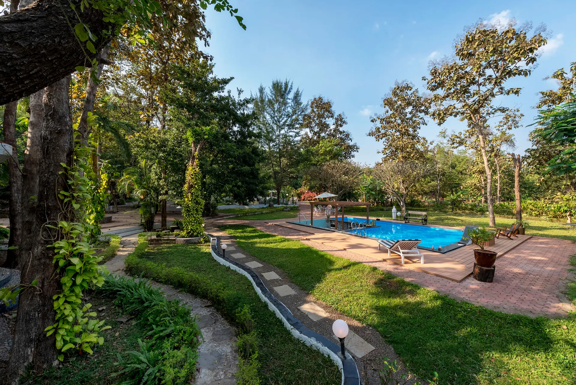 Image 6 of the property