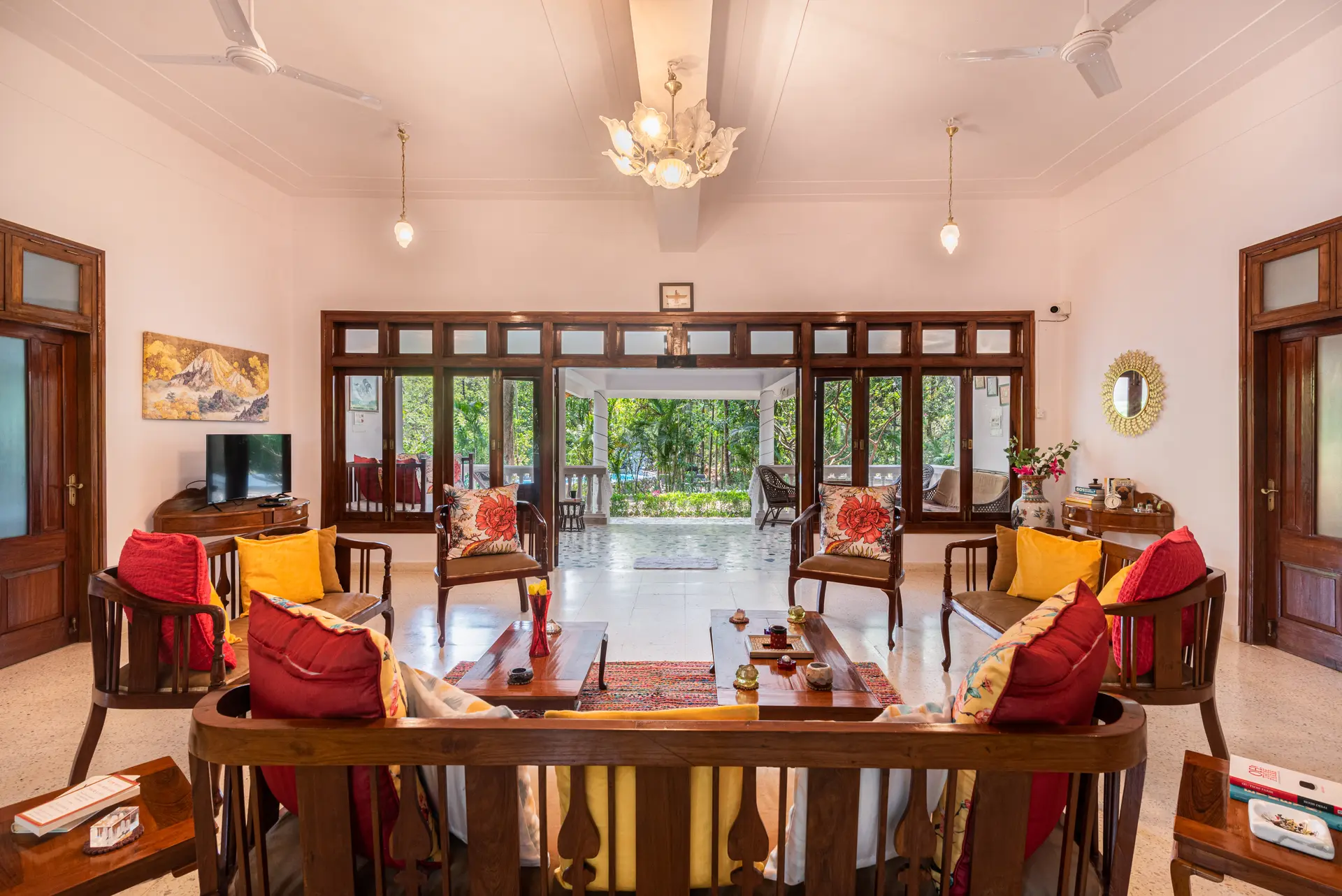 Chikoo Wadi - Palghar, Maharshtra