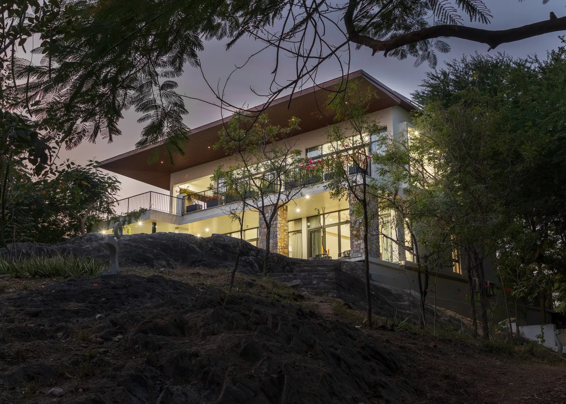 Image 37 of the property