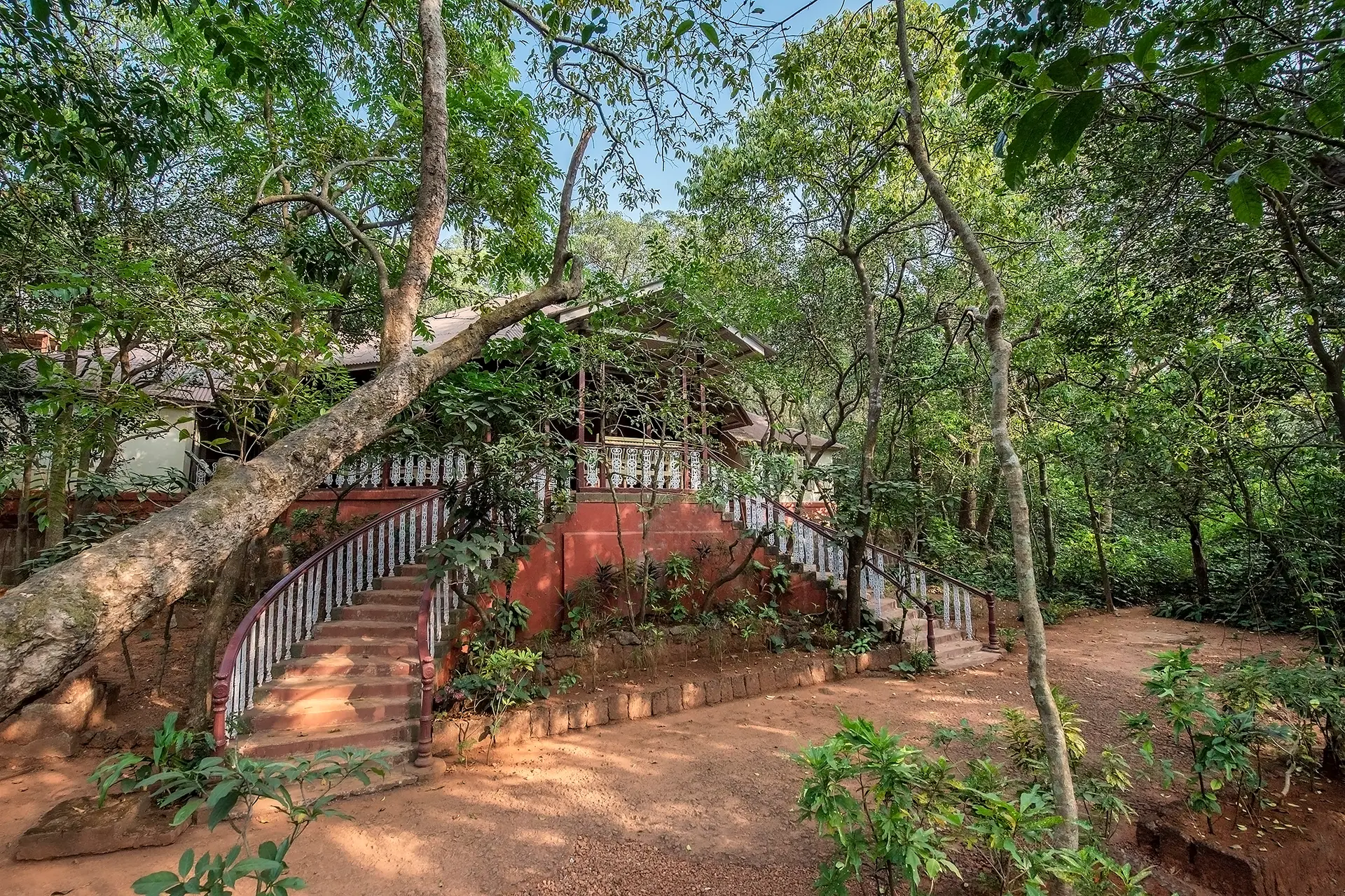 Image 29 of the property