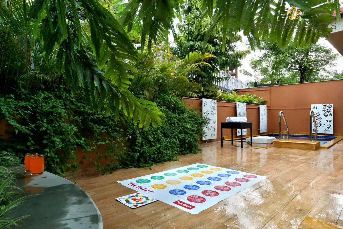 Pool time or games & gossip? Choose your pick.