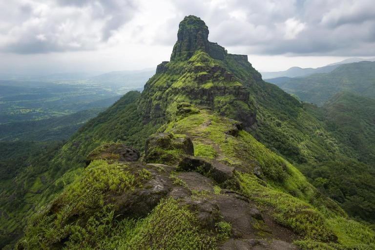 Mahuli Fort — AI-generated illustration