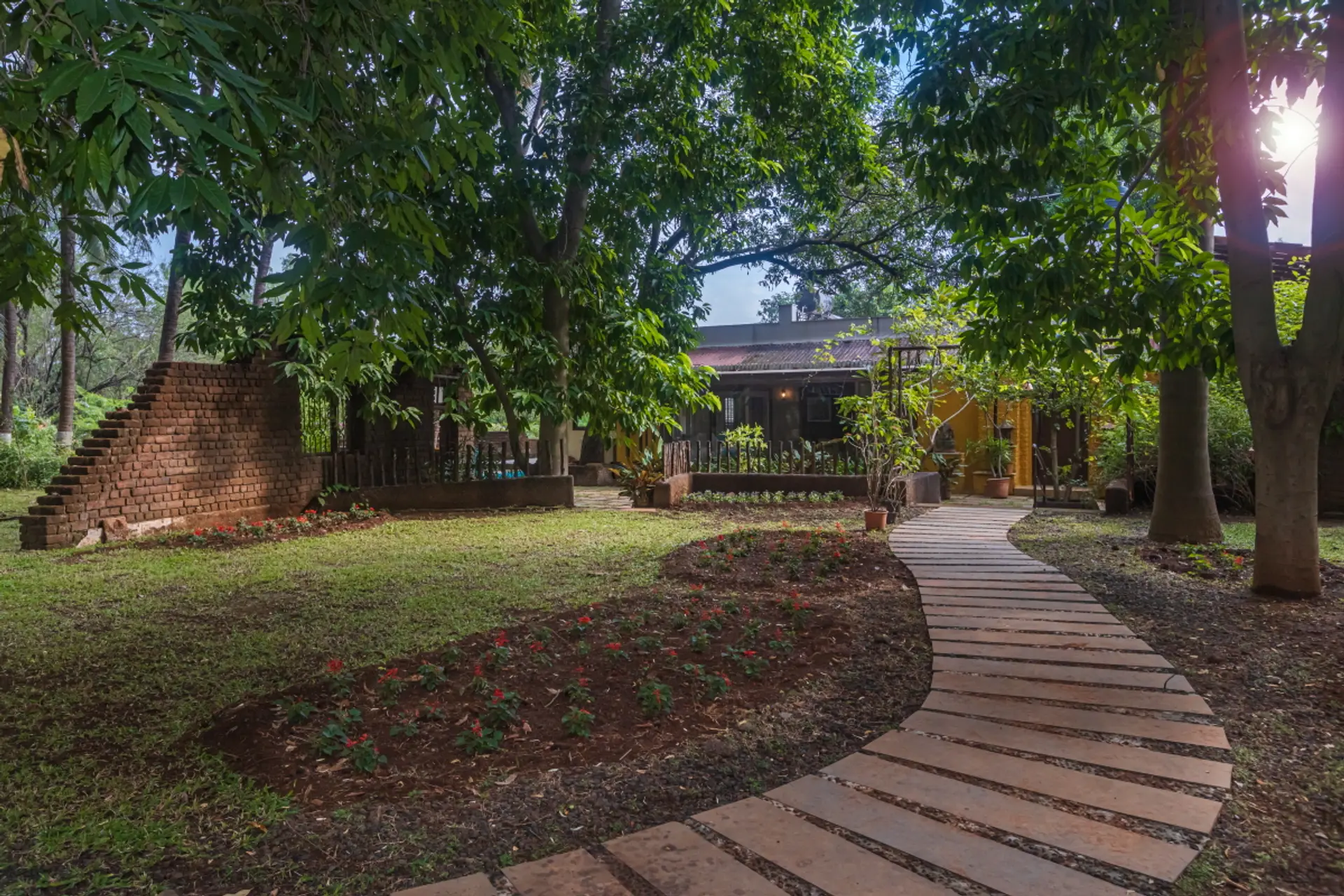 Image 29 of the property