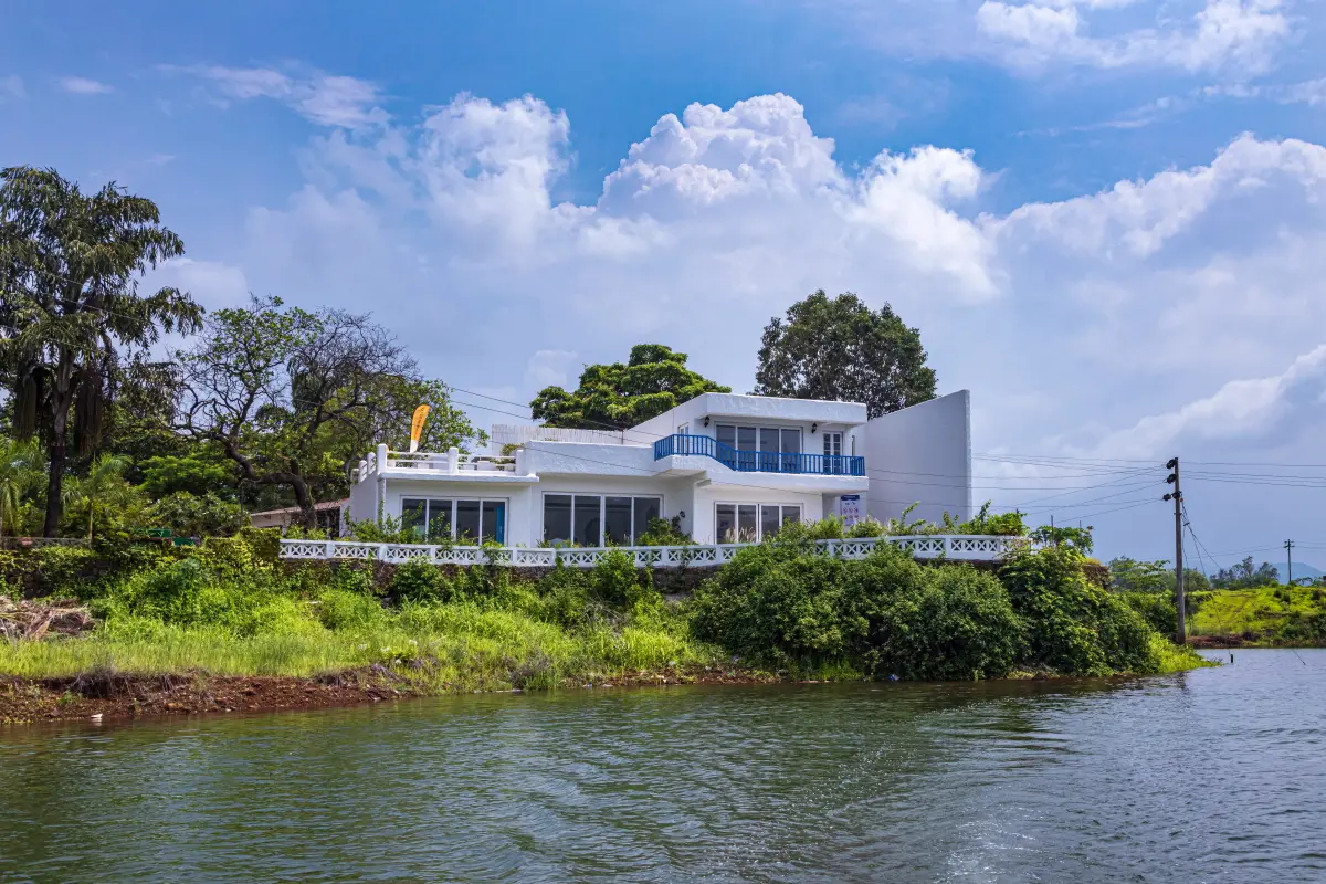 Explore the outdoor activities around the home like Kayaking, lakeside walks, camping, or trekking. 