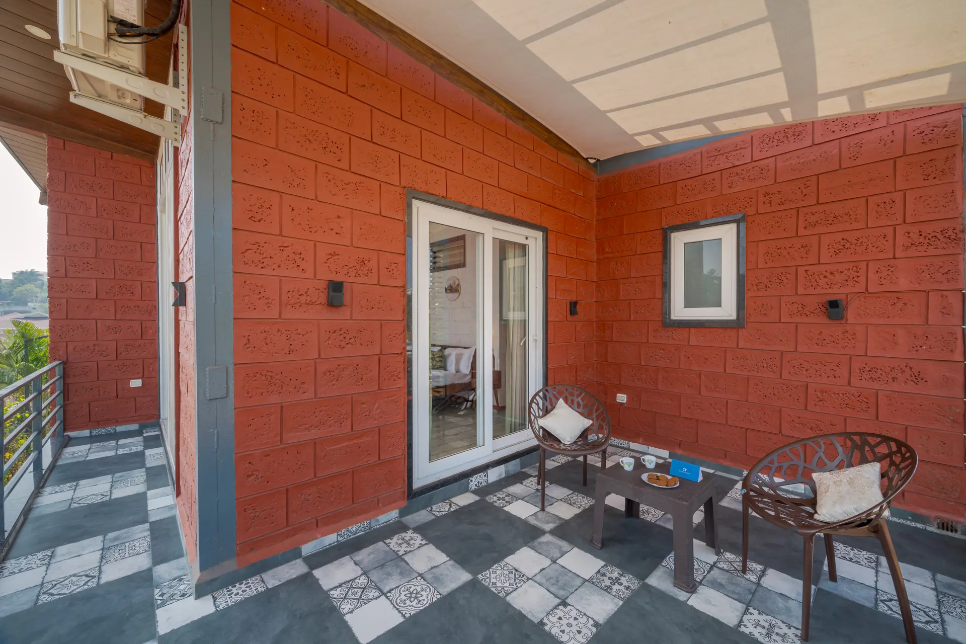 Image 14 of the property