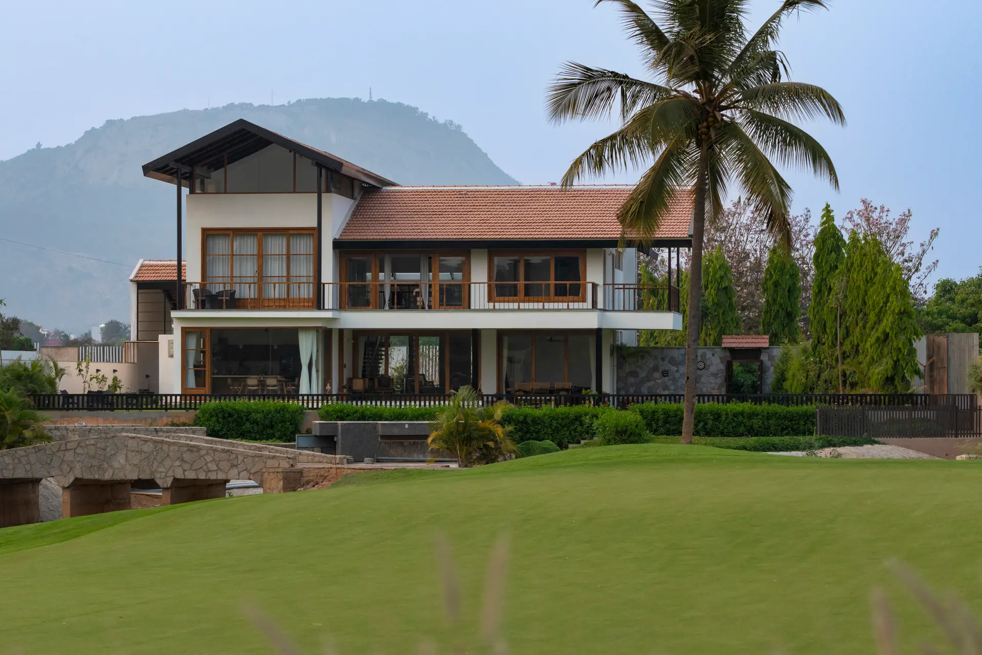 Image 6 of the property