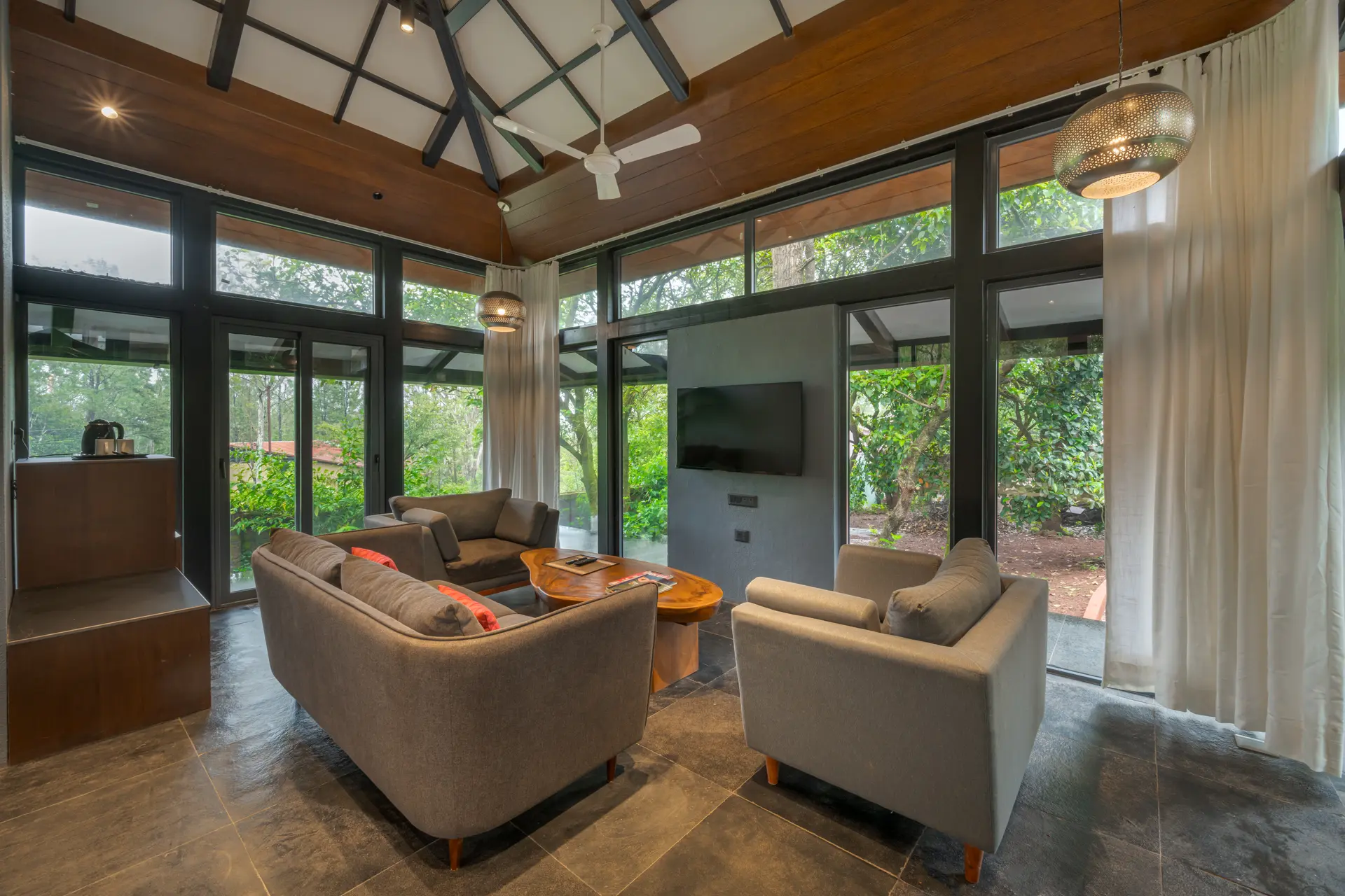 Image 9 of the property