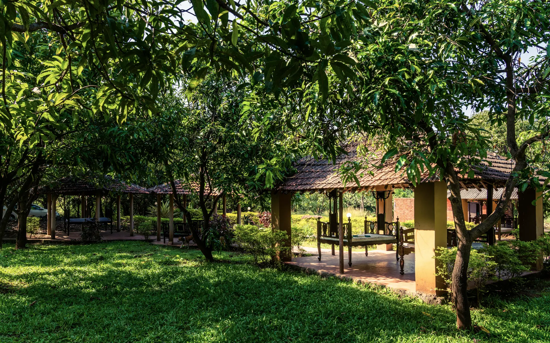 Mango Huts by the River (5 Bedroom Entire Estate)