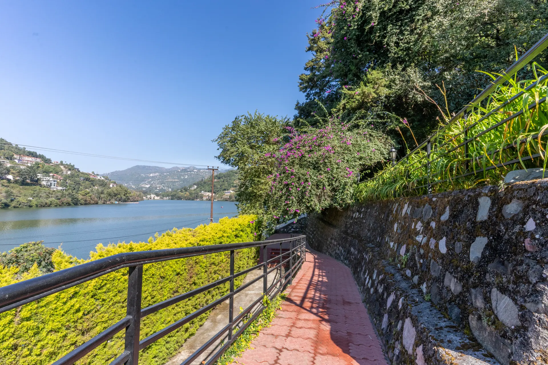 Image 10 of the property