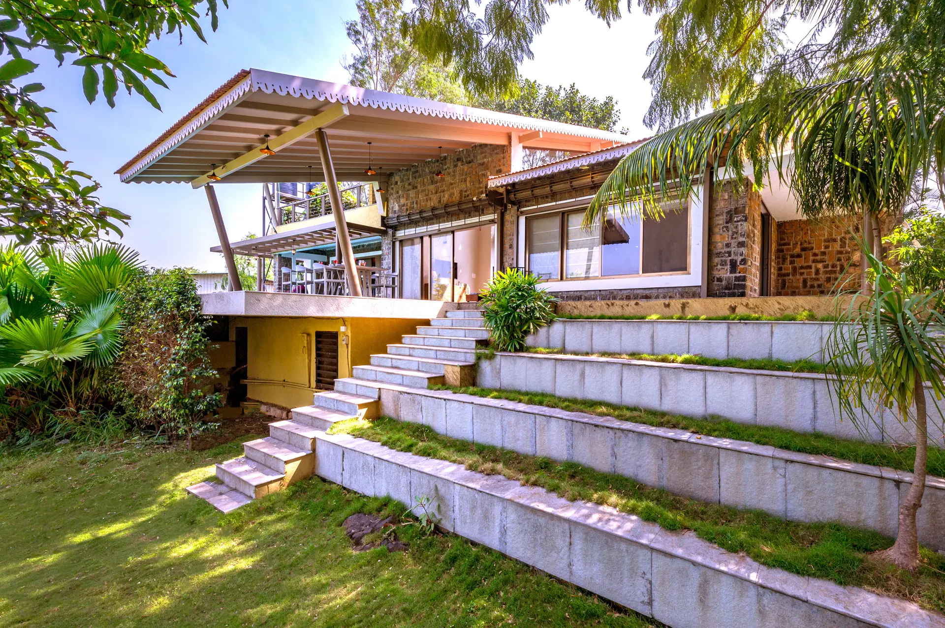 Image 27 of the property