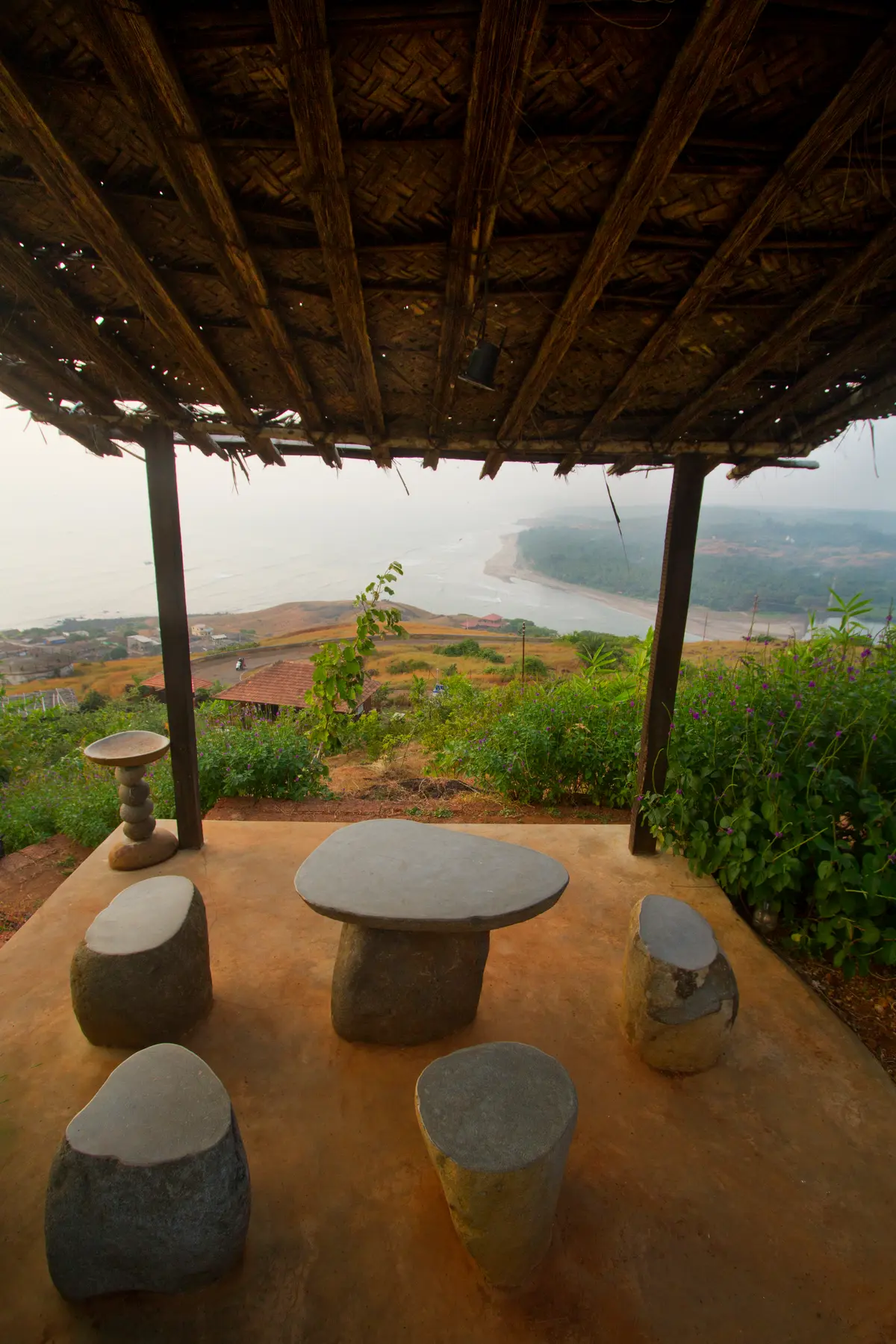 Apart from the incredible panoramic views of the sea, the villa also has a quaint garden and a man-made pond with rustic seating areas. Ideal spot for reflection or meditation. 