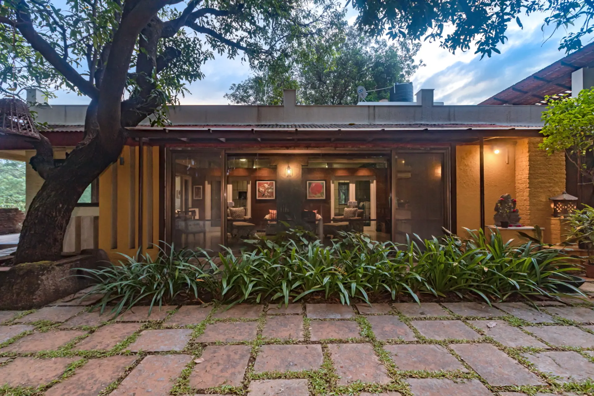 Image 25 of the property