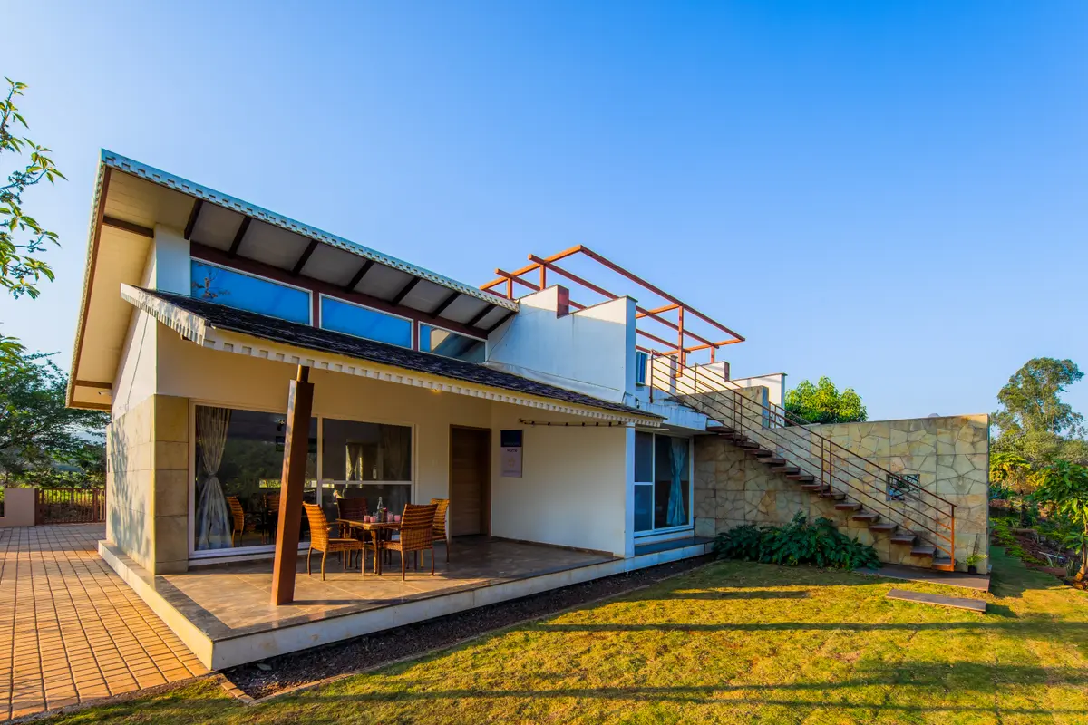 Surrounded by green fields, this is your ideal nature retreat.
