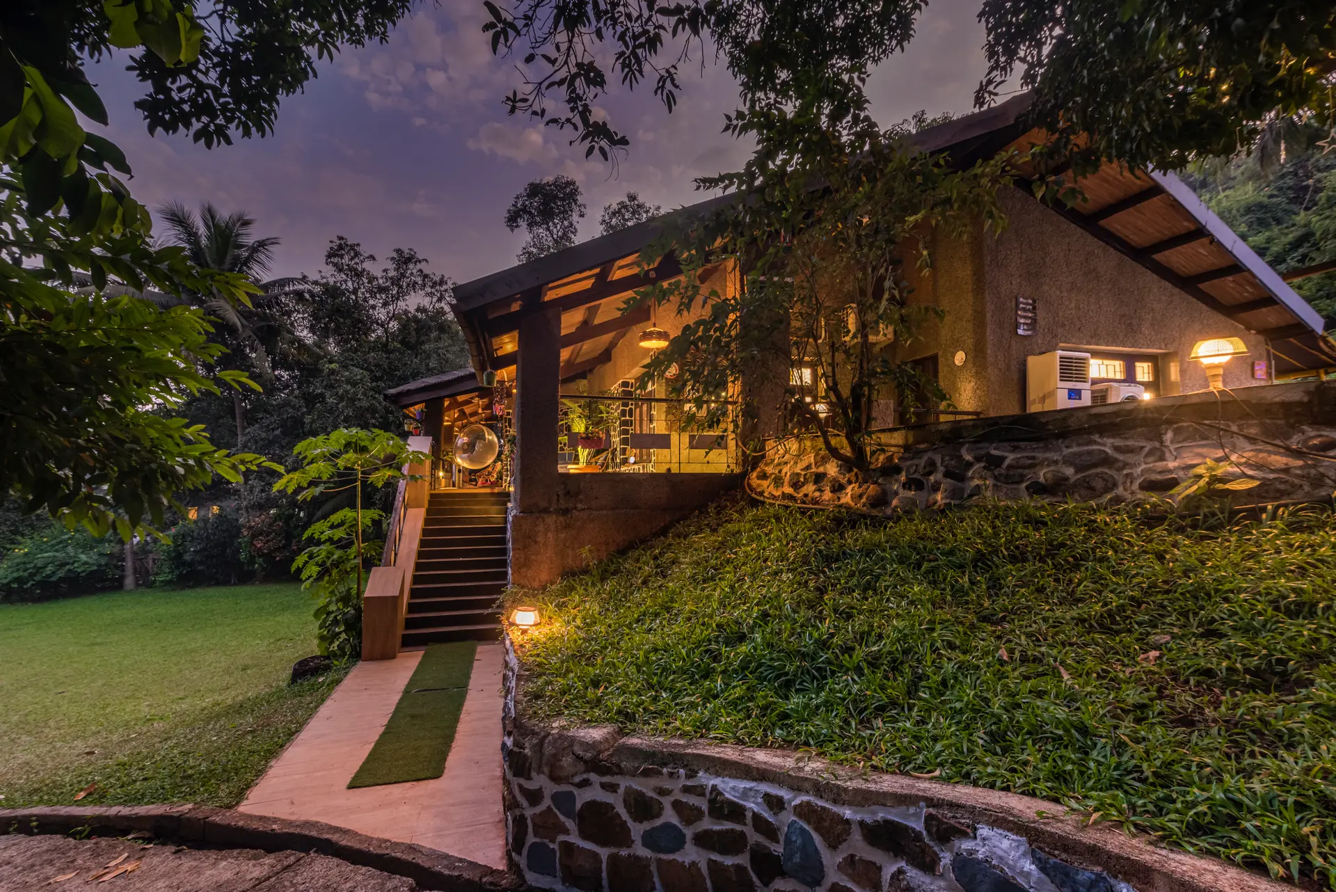 Meadowbrook - Raigad 