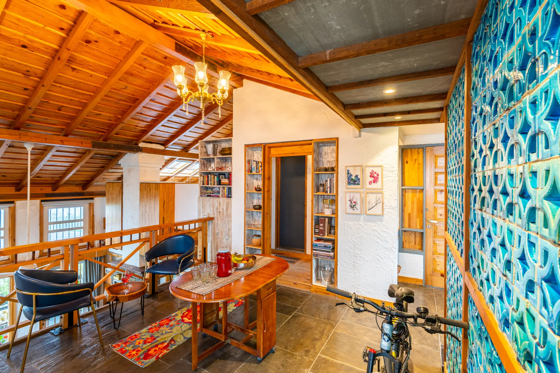 Image 10 of the property