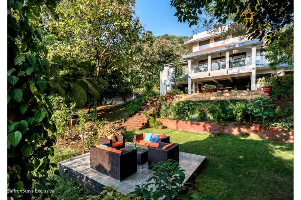 Spend quiet hours enjoying the clean fresh air or identifying the fruit-bearing trees that surround the home.