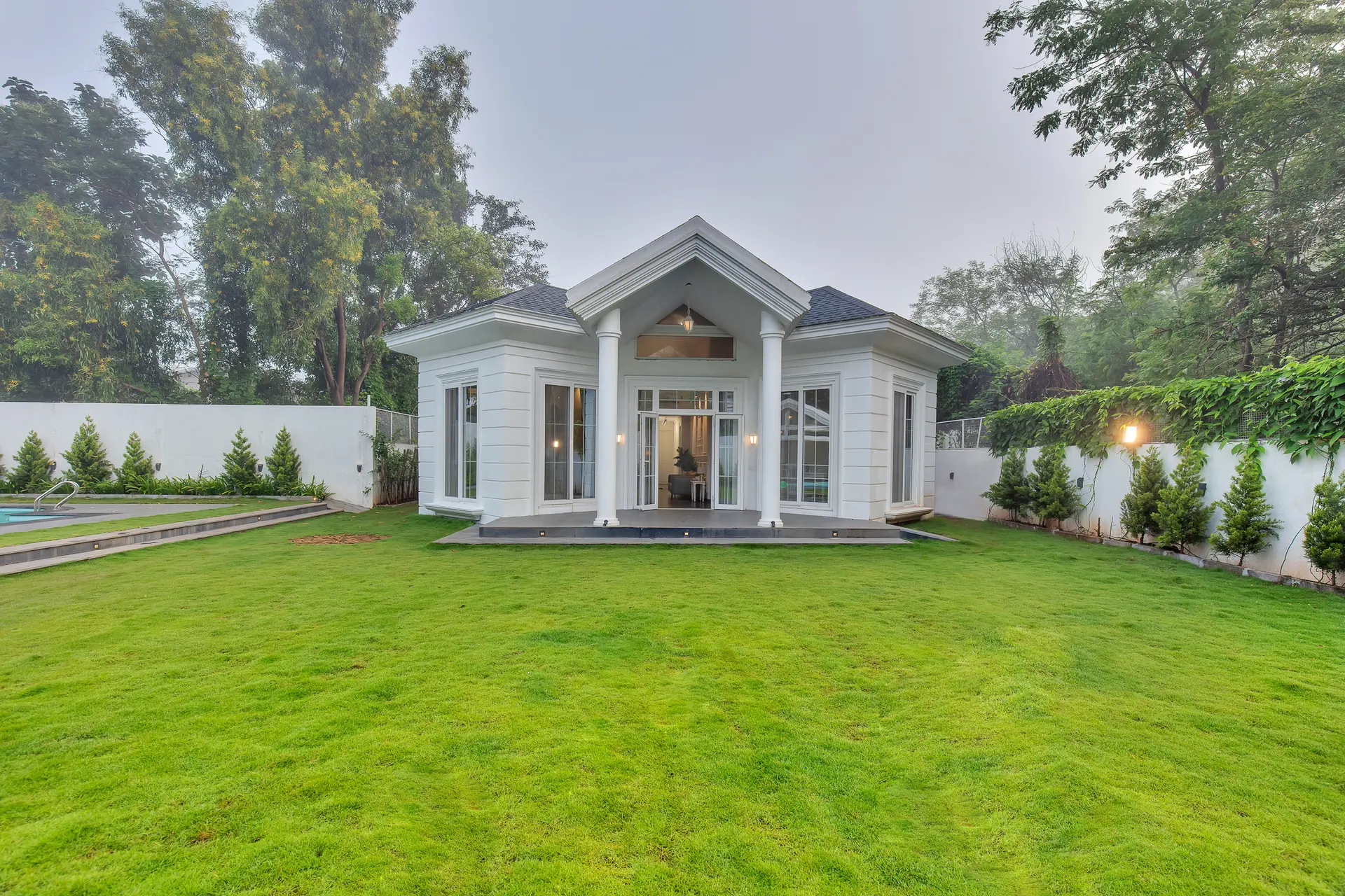 Image 6 of the property